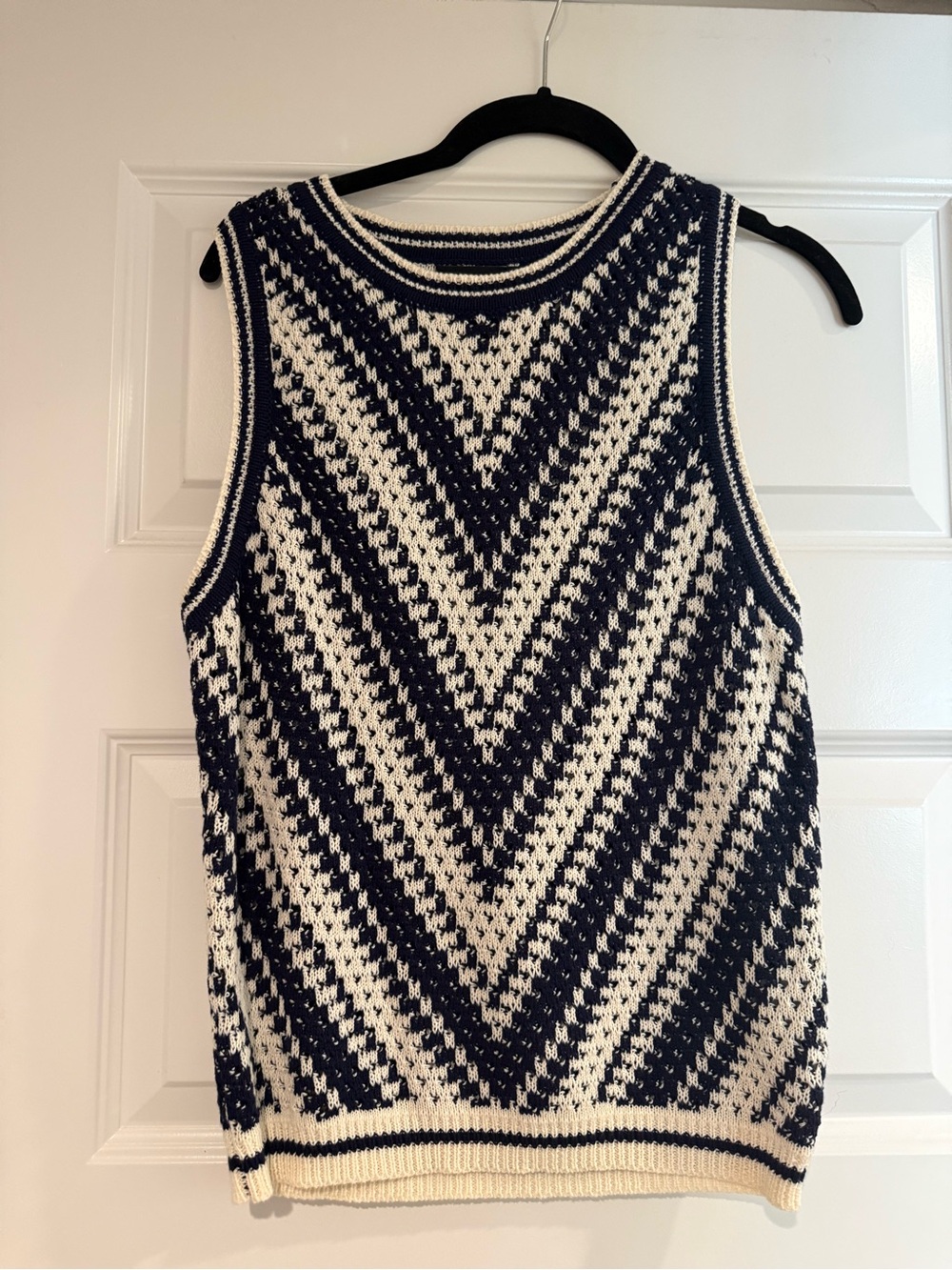 Vici Navy and Cream Chevron Knit Sleeveless Top
